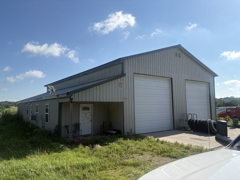Primary Photo Of 11628 Iris Rd, Neosho Industrial For Sale