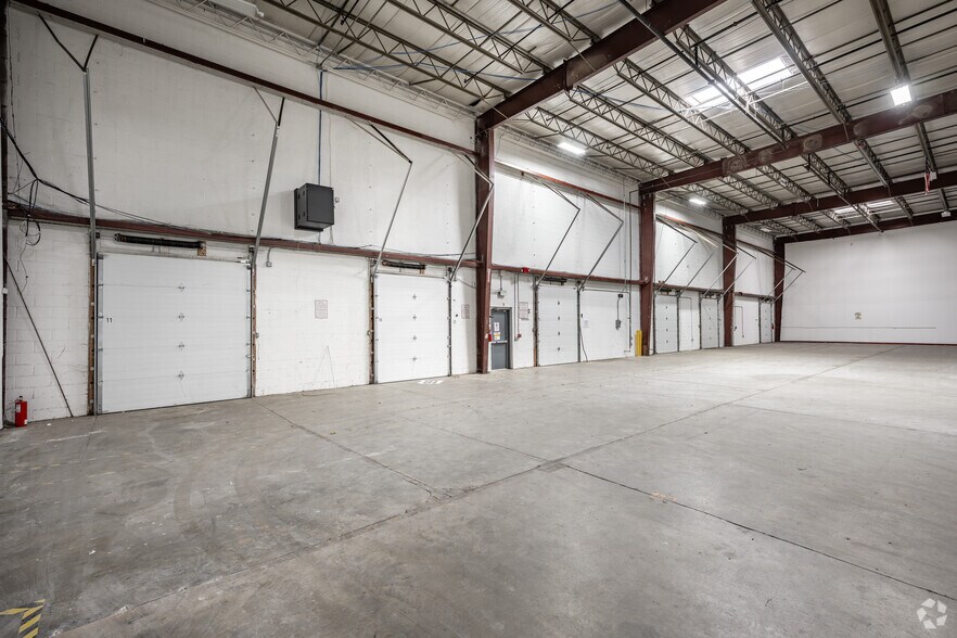 More Photos Of 8221 Preston Ct, Jessup Warehouse For Lease