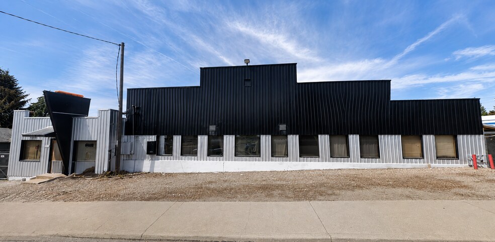 Primary Photo Of 2909 N Crestline St, Spokane Showroom For Lease
