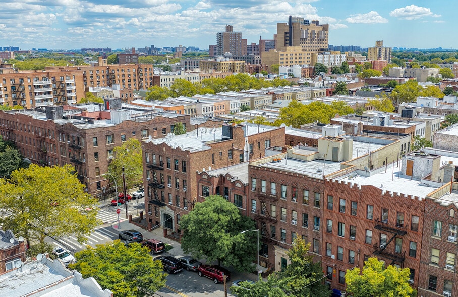 More Photos Of 1078 Willmohr St, Brooklyn Apartments For Sale