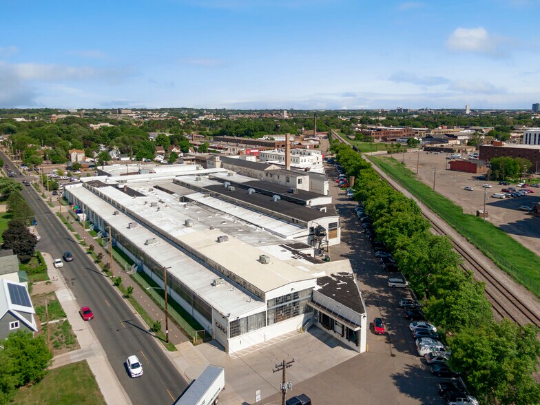 More Photos Of 1618-1620 Central Ave NE, Minneapolis Warehouse For Lease