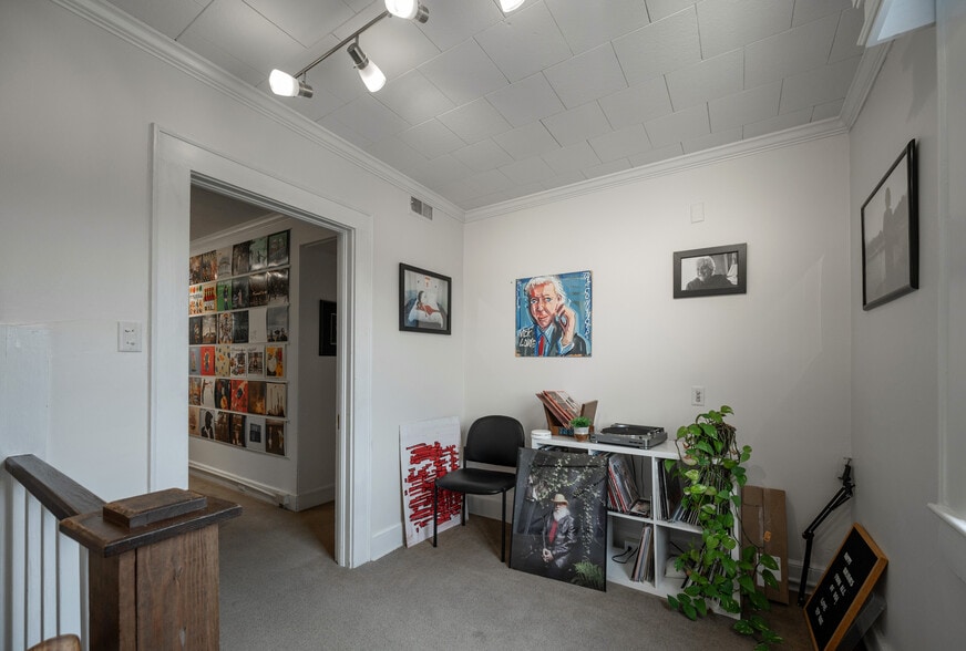 More Photos Of 110 N Churton St, Hillsborough Office For Sale