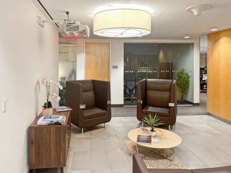 More Photos Of 200 Vesey St, New York Coworking Space