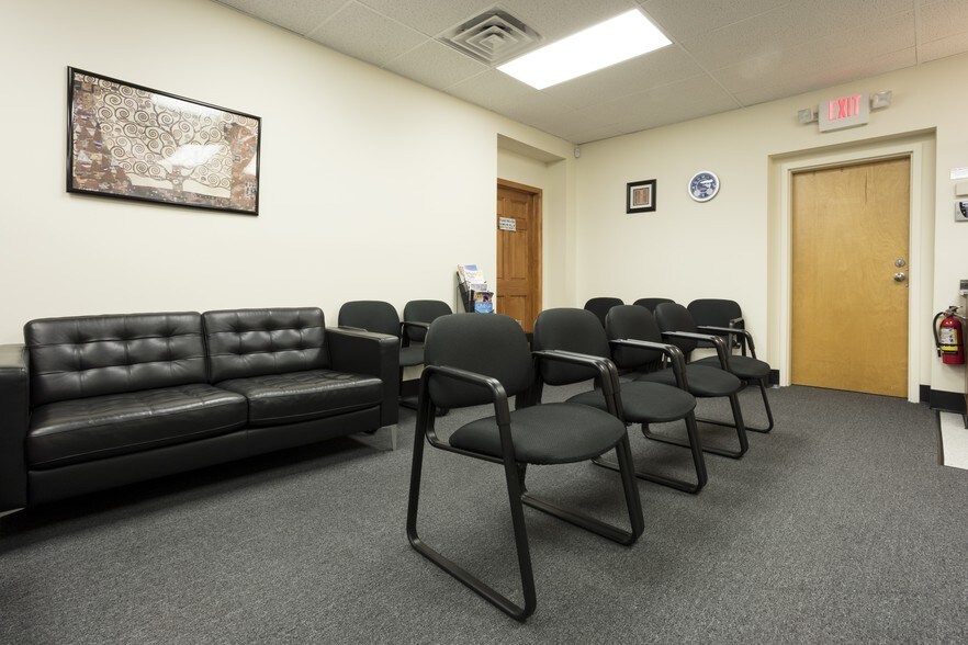 More Photos Of 216 Congers Rd, New City Office For Sale