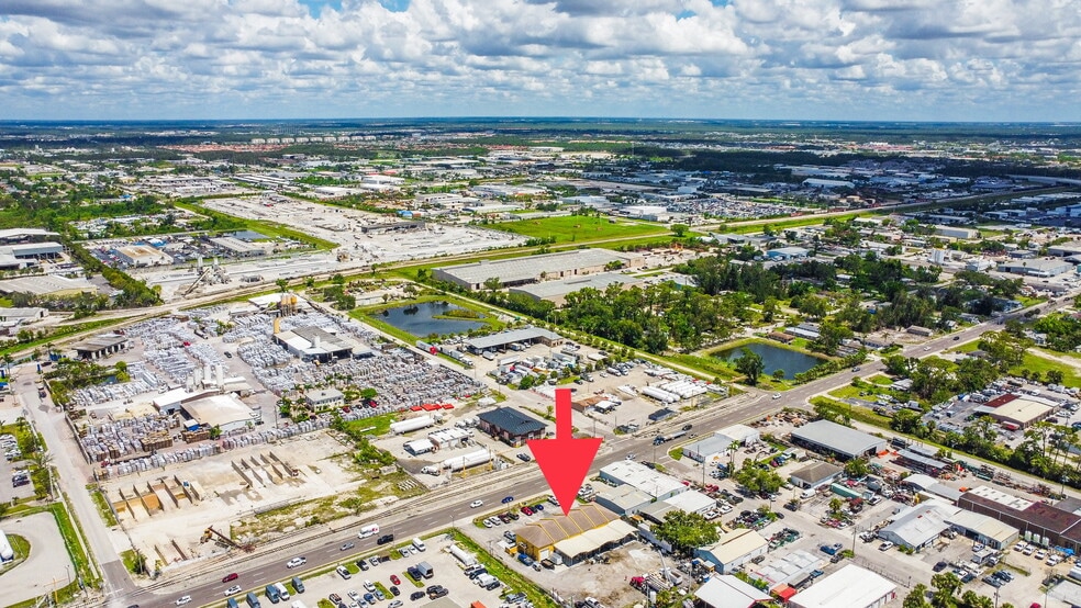 More Photos Of 2700 Evans Ave, Fort Myers Light Manufacturing For Sale