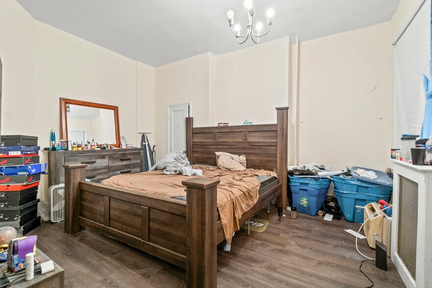 More Photos Of , Baltimore Multifamily For Sale