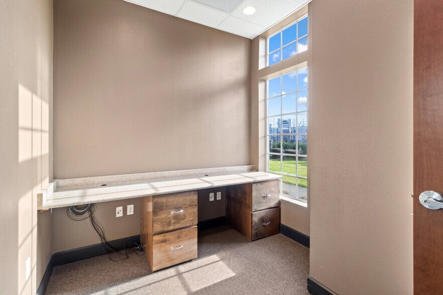 More Photos Of 20512 SW Roy Rogers Rd, Sherwood Apartments For Lease