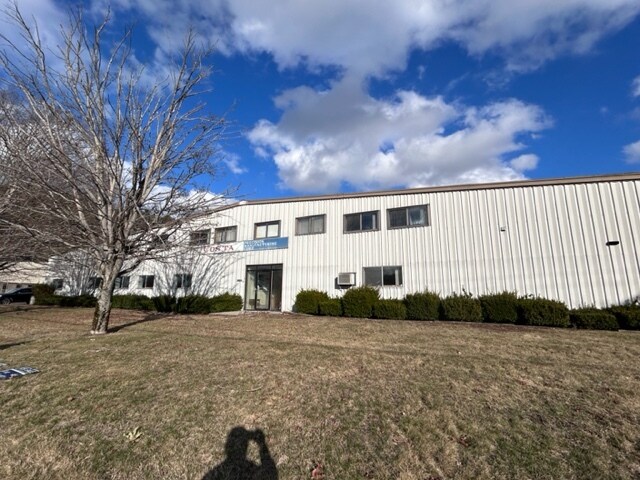 Primary Photo Of 59 Plains Rd, Claremont Industrial For Lease