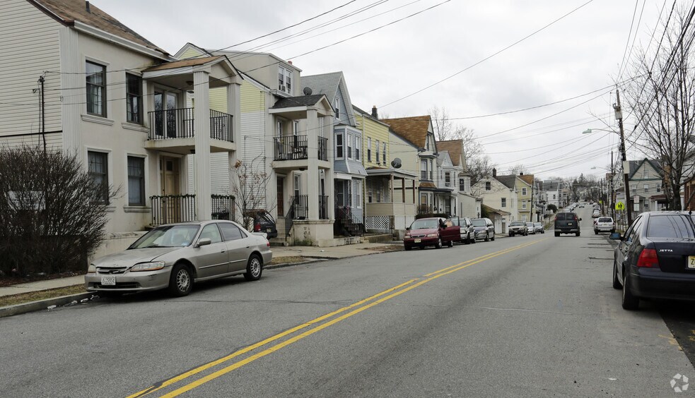 More Photos Of 316 N 6th St, Prospect Park Rehabilitation Center For Sale