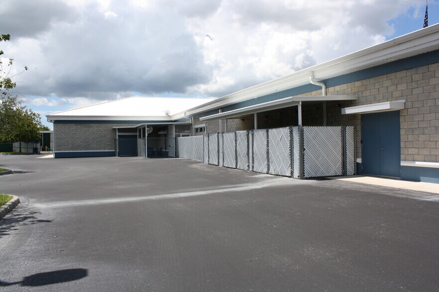 More Photos Of 1301 Sarasota Center Blvd, Sarasota Office For Lease