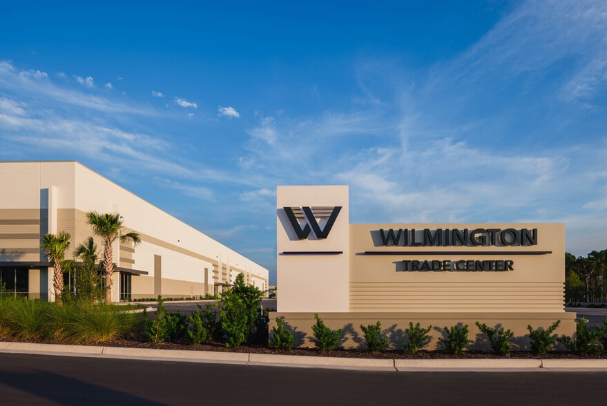 More Photos Of 3940 US Highway 421 N, Wilmington Unknown For Lease