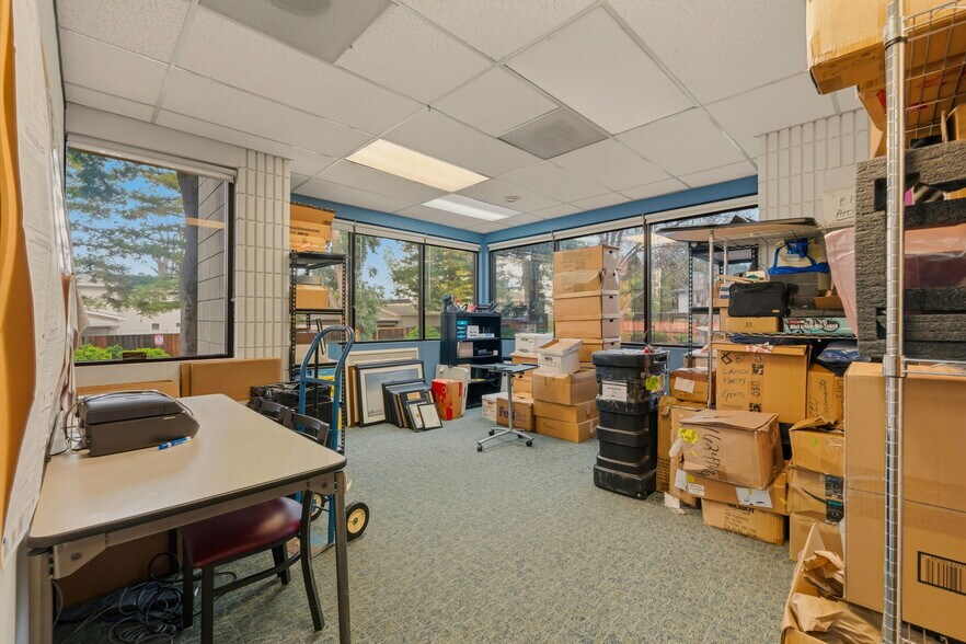 More Photos Of 992 S De Anza Blvd, San Jose Office For Lease