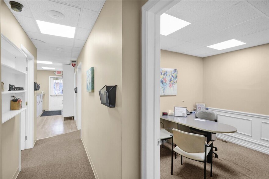 More Photos Of 612 Reading Ave, West Reading Office For Sale