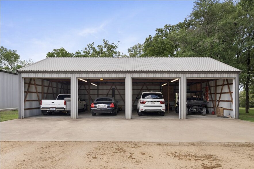 More Photos Of 3011 County Road 314, Rockdale Land For Sale