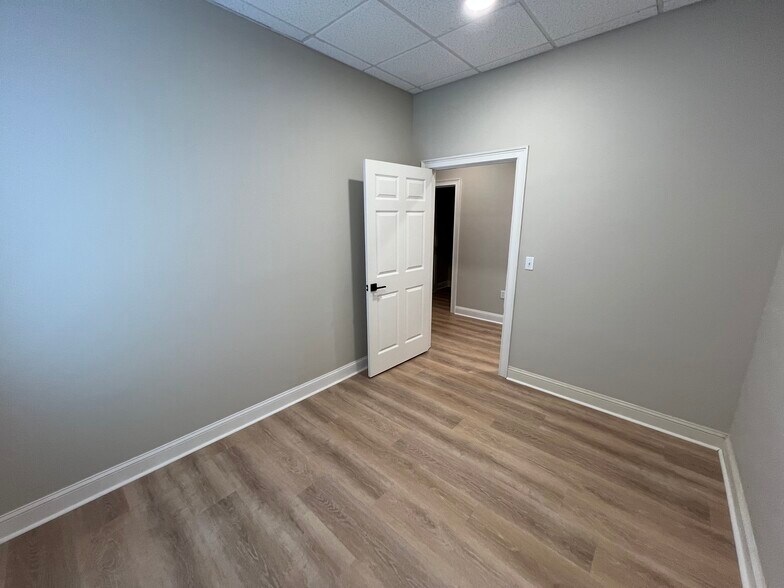 More Photos Of 29 Plantation Park Dr, Bluffton Medical For Sale