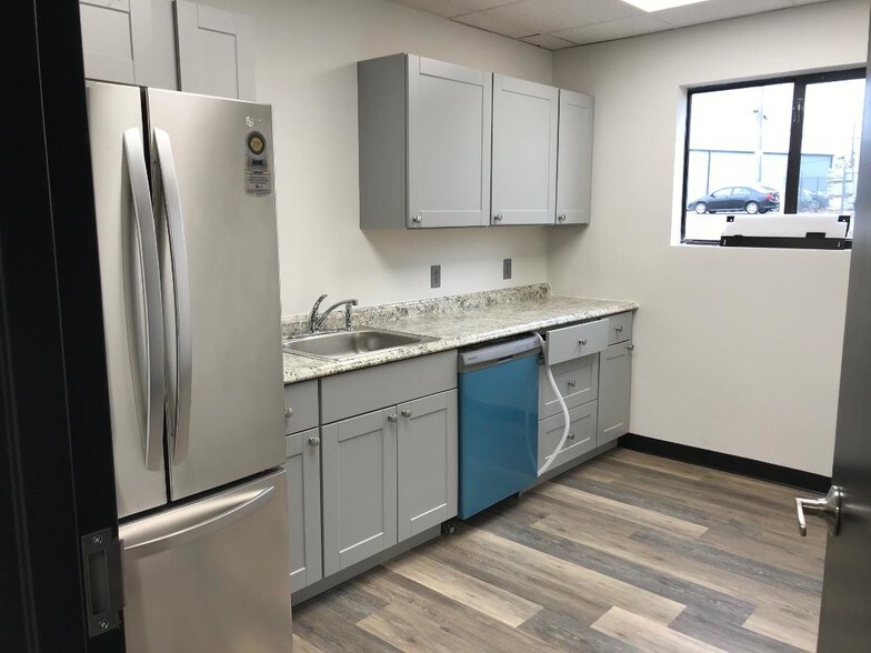 More Photos Of 2617 Grandview Ave, Nashville Office For Lease