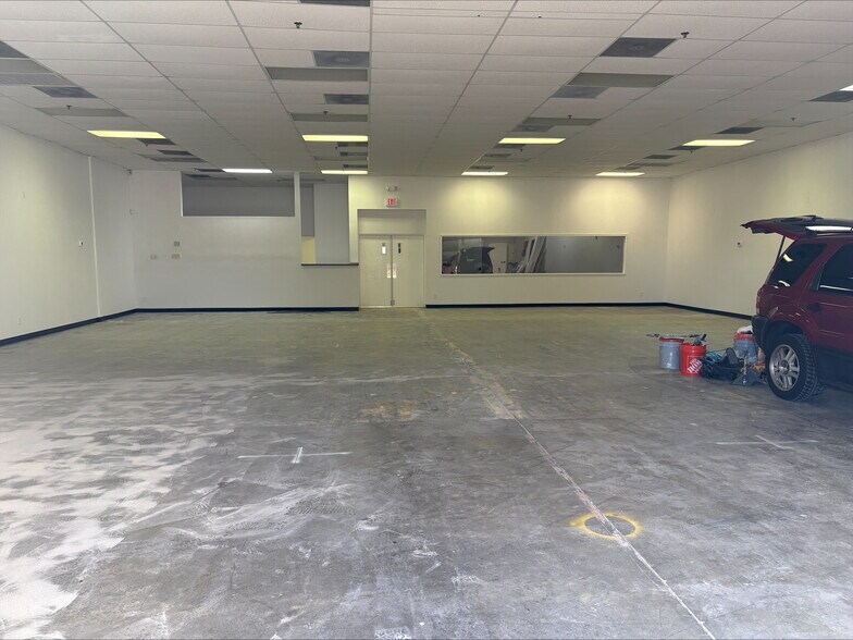 More Photos Of 3673 S Bullard Ave, Goodyear Warehouse For Lease