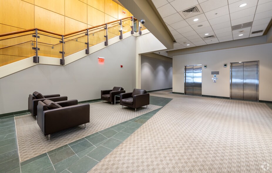 More Photos Of 40 Shattuck Rd, Andover Office For Lease
