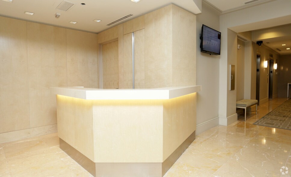 More Photos Of 425 8th St NW, Washington Apartments For Lease