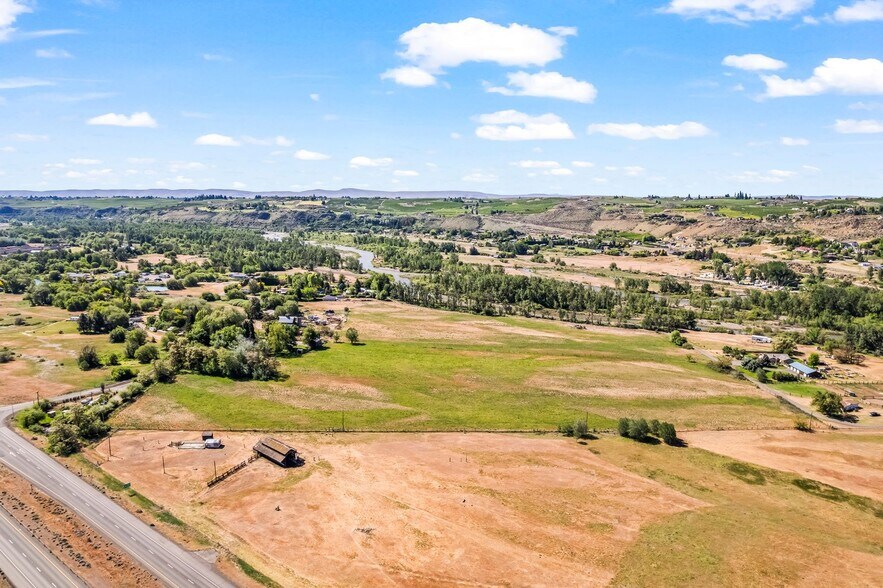 More Photos Of NKA McCormick Road, Yakima Land For Sale