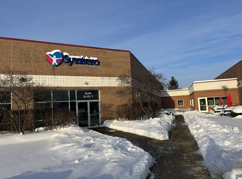 Primary Photo Of 3639-3645 Ridge Mill Dr, Hilliard Medical For Lease