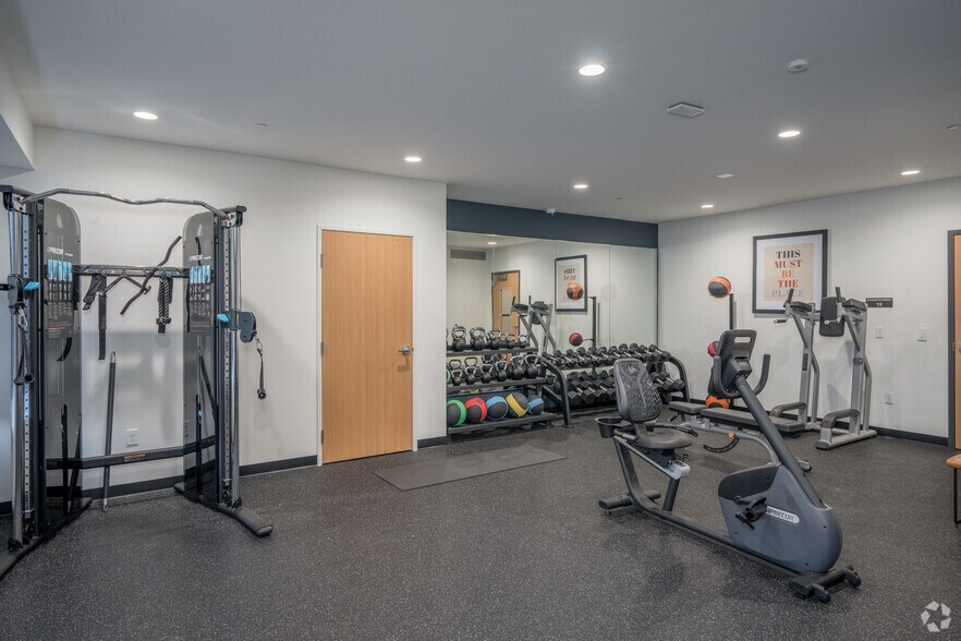 More Photos Of 1835 University Ave W, Saint Paul Apartments For Lease