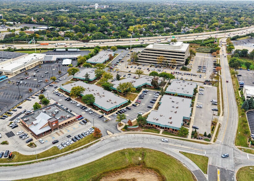 More Photos Of 1323 Butterfield Rd, Downers Grove Unknown For Lease