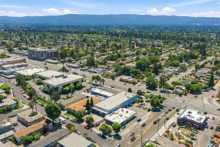 More Photos Of 902 S Bascom Ave, San Jose Industrial For Lease