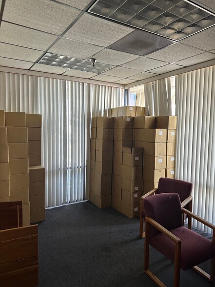 More Photos Of 10742-10752 Noel St, Los Alamitos Light Manufacturing For Sale