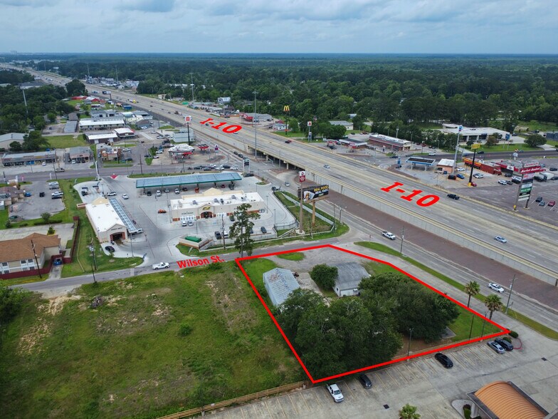 More Photos Of 590 Wilson St, Vidor Light Manufacturing For Sale