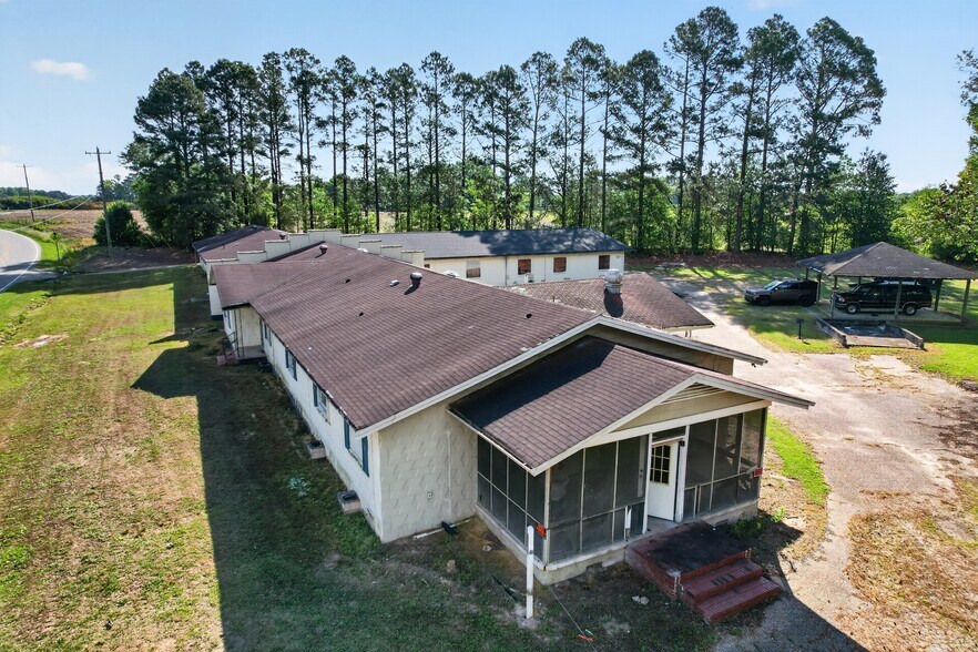 More Photos Of 6828 Old Stage Rd N, Angier Flex For Sale
