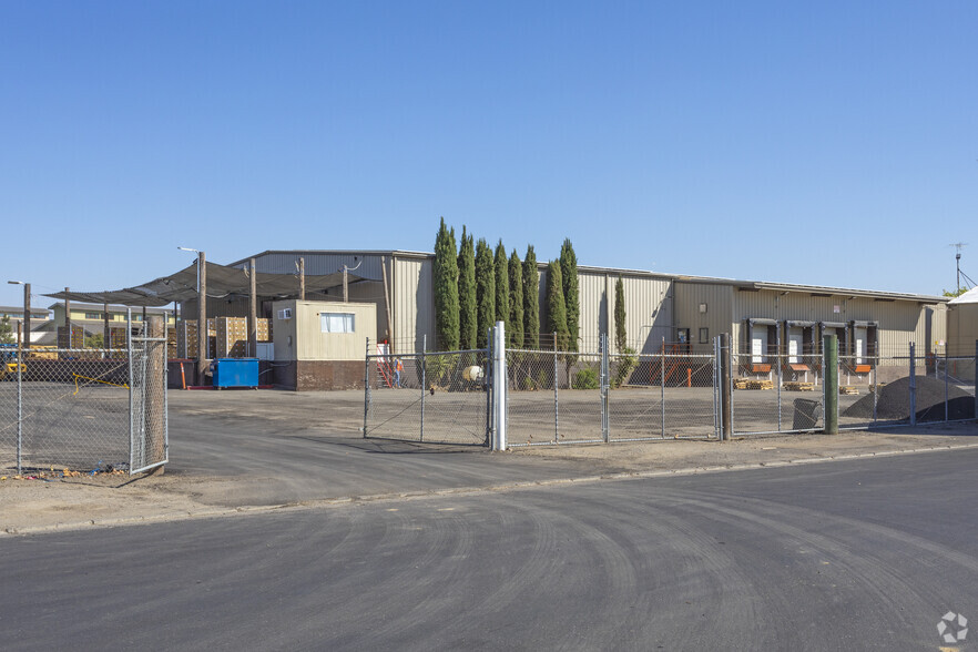 Primary Photo Of 501 G St, Los Banos Refrigeration Cold Storage For Lease