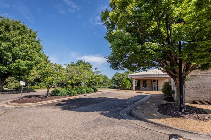 More Photos Of 530 Neff Ave, Harrisonburg Medical For Sale