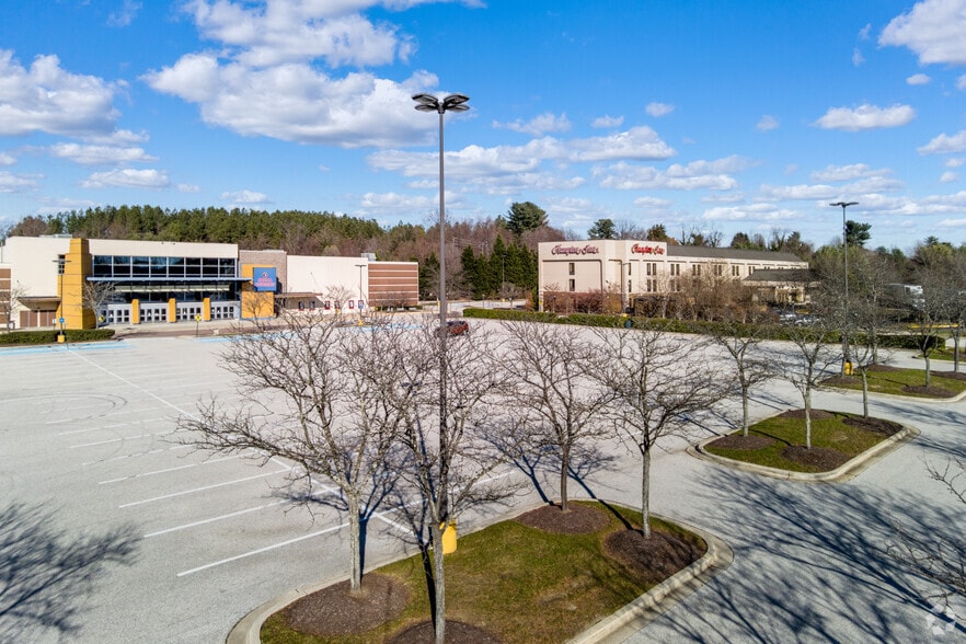More Photos Of 15202 Major Lansdale Blvd, Bowie Hotel For Sale