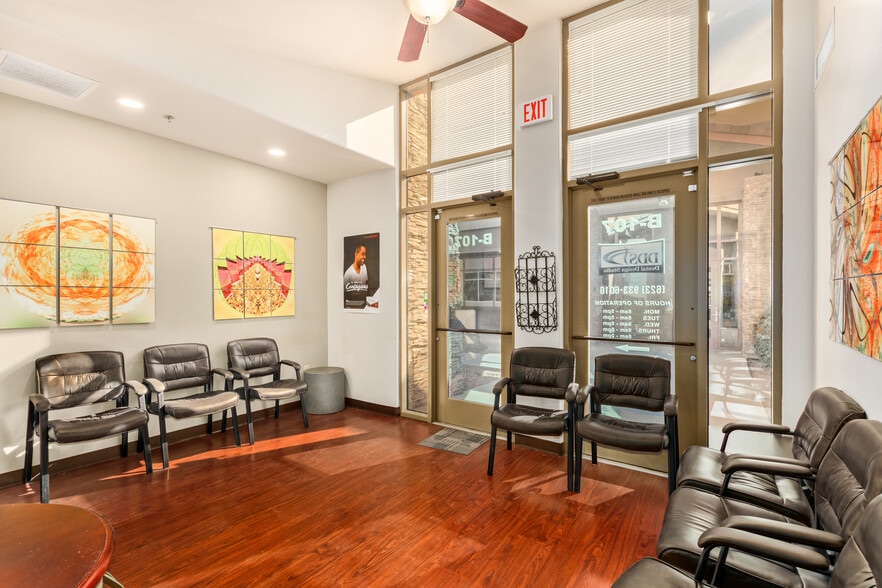 More Photos Of 9179 W Thunderbird Rd, Peoria Medical For Sale