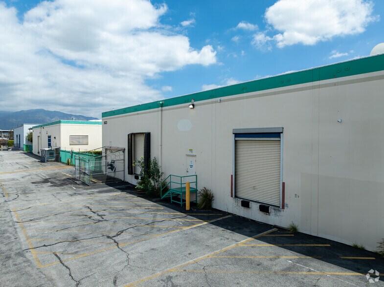 More Photos Of 5623 N Peck Rd, Arcadia Warehouse For Sale