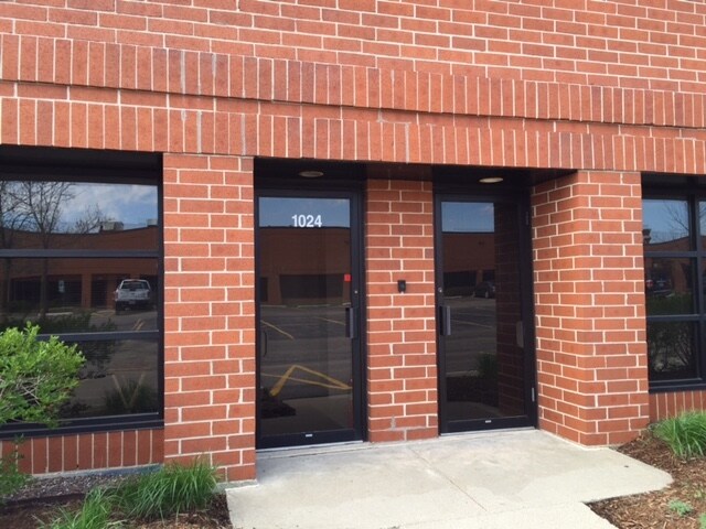 More Photos Of 1000-1036 Northpoint Blvd, Waukegan Light Distribution For Lease