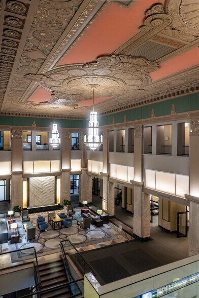 More Photos Of 909 Walnut St, Kansas City Apartments For Lease