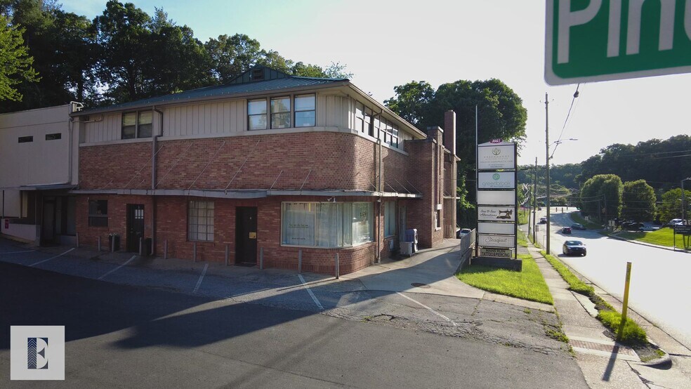 More Photos Of 1085 Tunnel Rd, Asheville Storefront Retail Office For Lease
