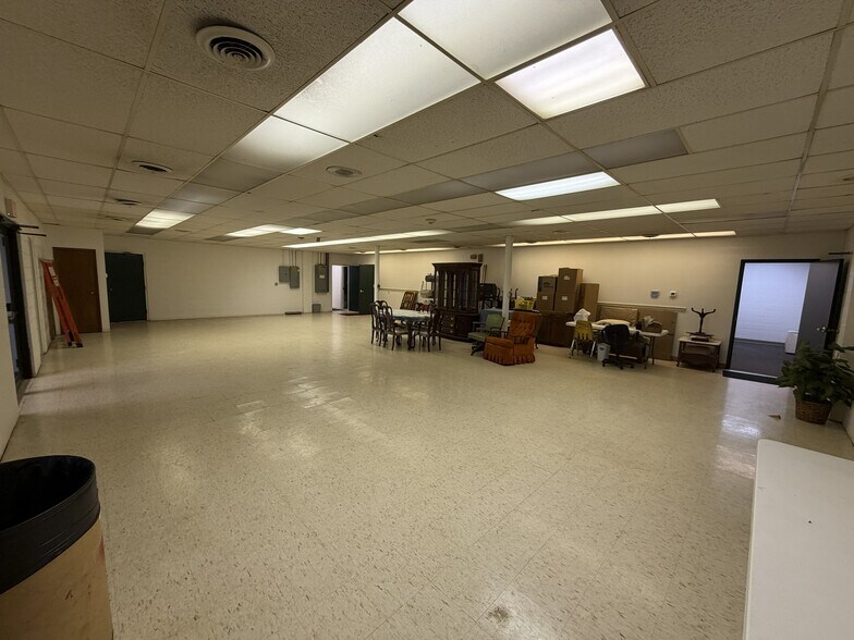 More Photos Of 4949 S Cr-25a, Tipp City Manufacturing For Sale