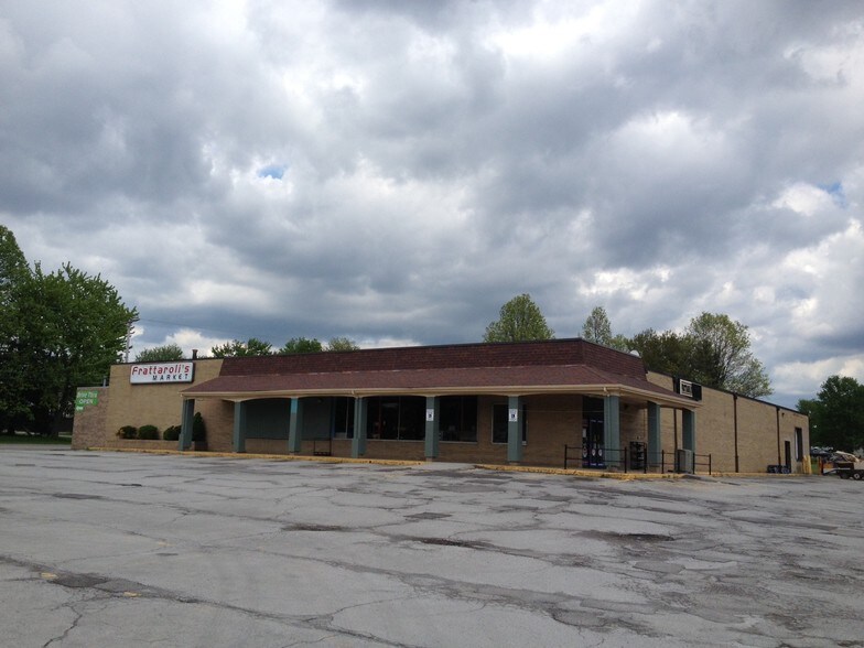 More Photos Of 11045 Main St, New Middletown General Retail For Lease