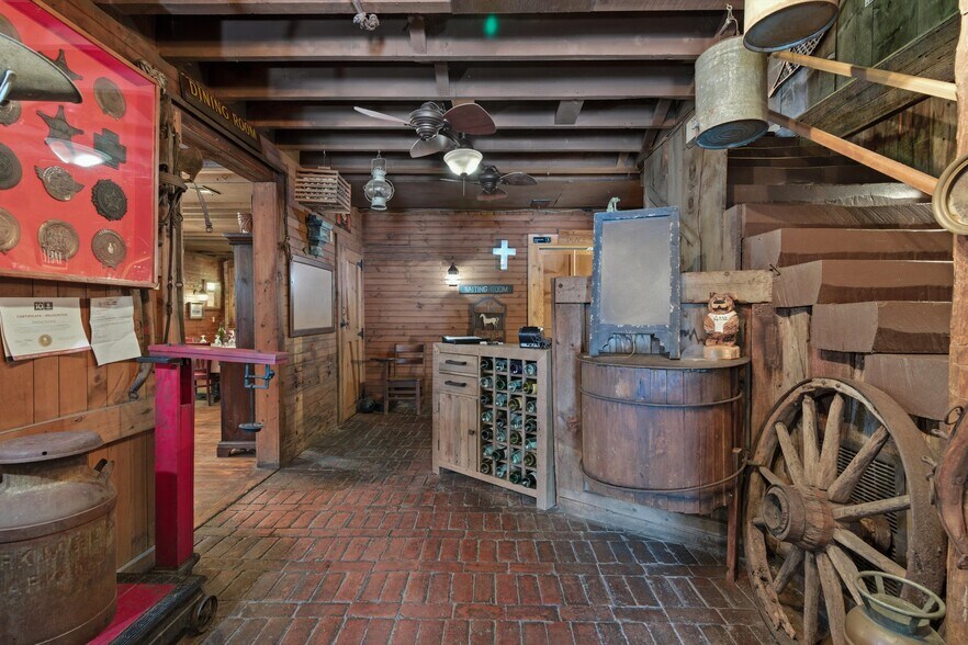 More Photos Of 581 US Route 9, Schroon Lake Restaurant For Sale