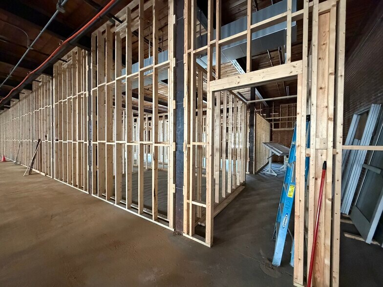 More Photos Of 315 E Main St, Elkin Industrial For Sale