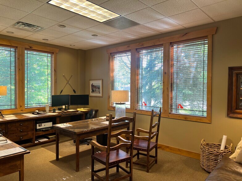 More Photos Of 4252 Highland Dr, Salt Lake City Medical For Sale