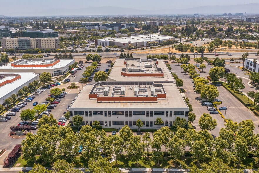 More Photos Of 110 Baytech Dr, San Jose Research And Development For Sale