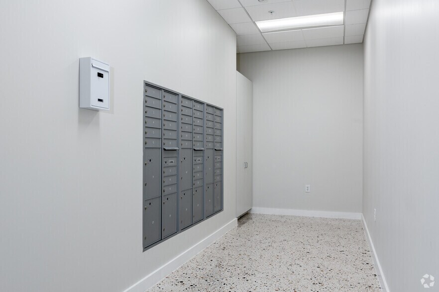 More Photos Of 8580 Belleview Dr, Plano Office For Lease
