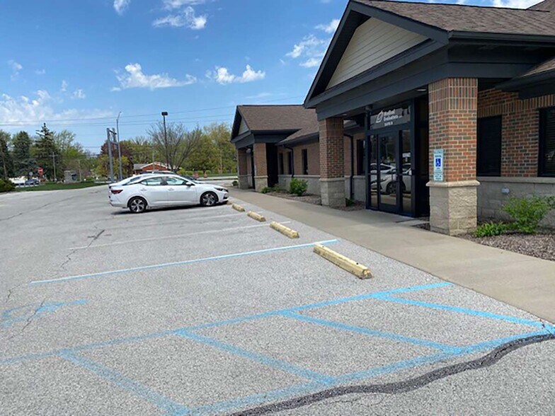 More Photos Of 28370 Kensington Ln, Perrysburg Office For Sale