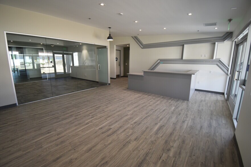 More Photos Of 72140 Magneisa Falls Dr, Rancho Mirage Office Residential For Sale