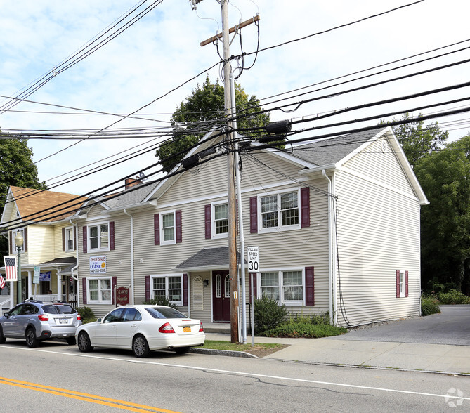 Primary Photo Of 1076 Main St, Fishkill Loft Creative Space For Lease