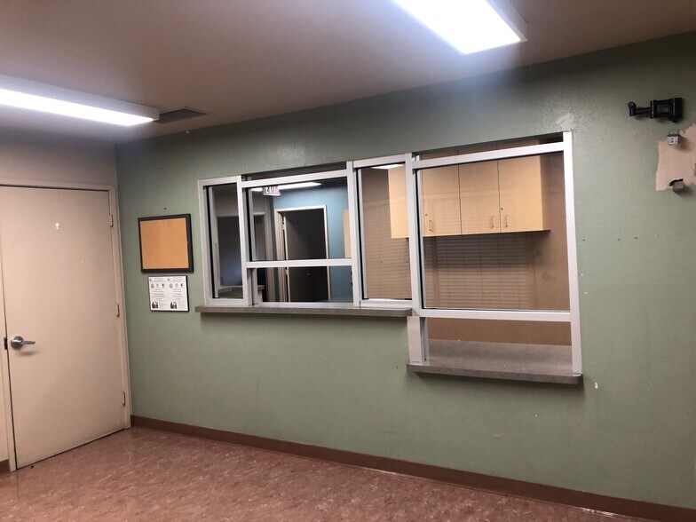 More Photos Of 3727 N 1st St, Fresno Medical For Sale